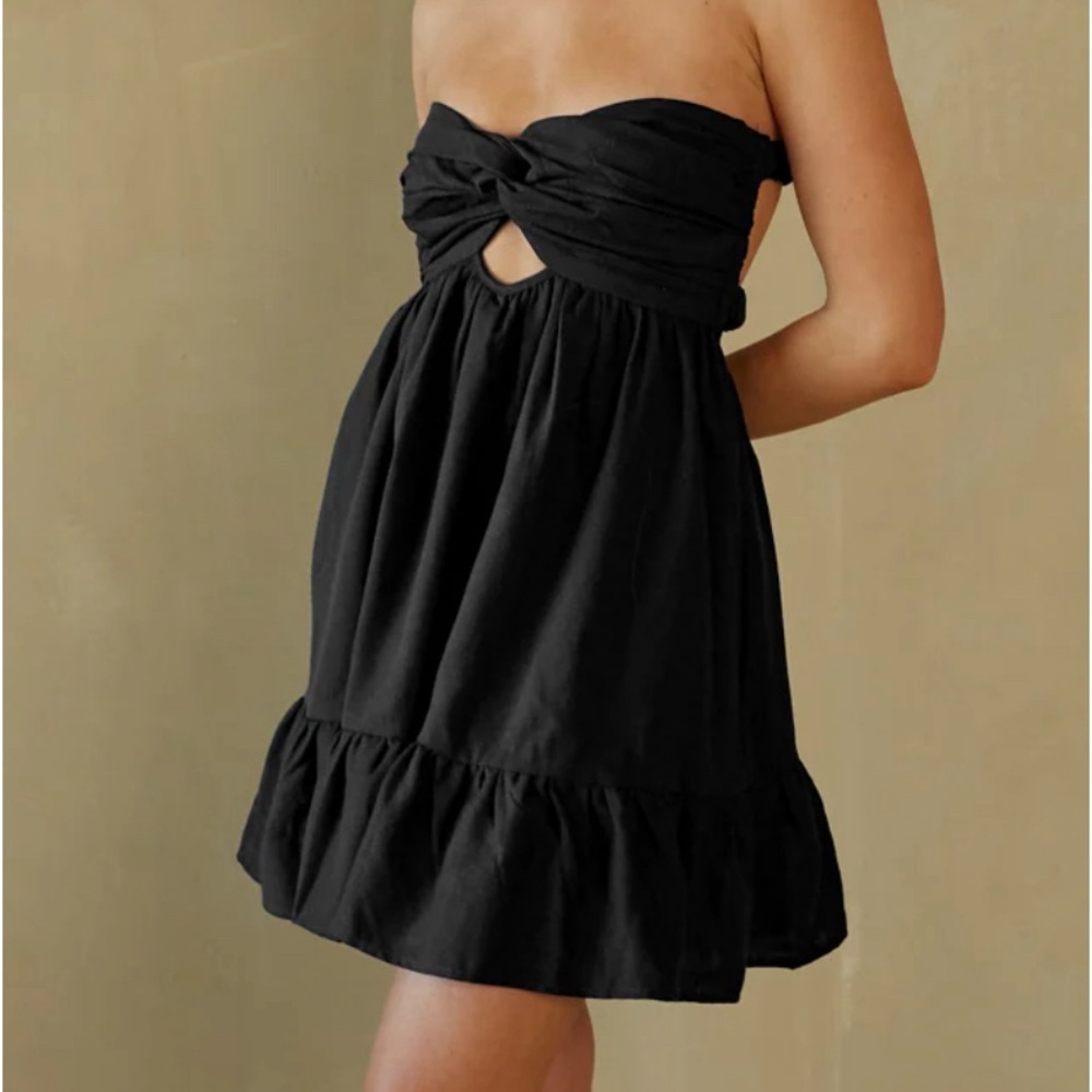 Black strapless American Threads Mini dress.